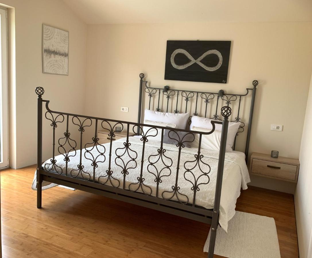 Lente Villa Polje (Krk)