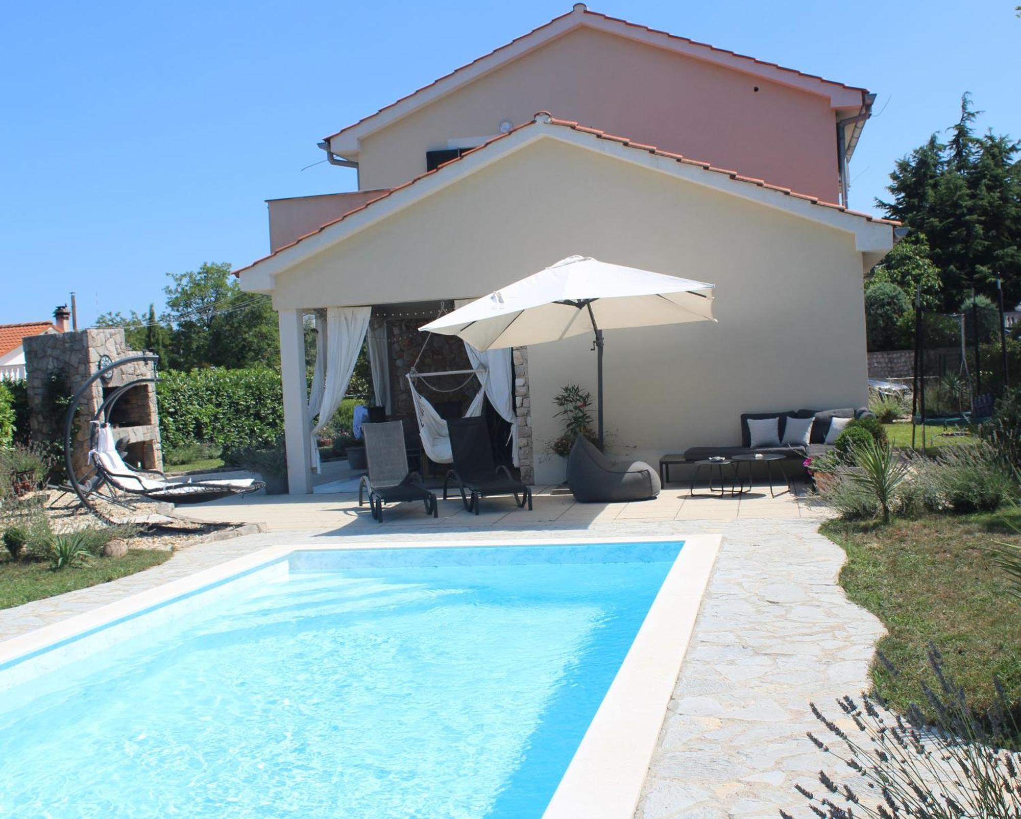 Lente Villa *